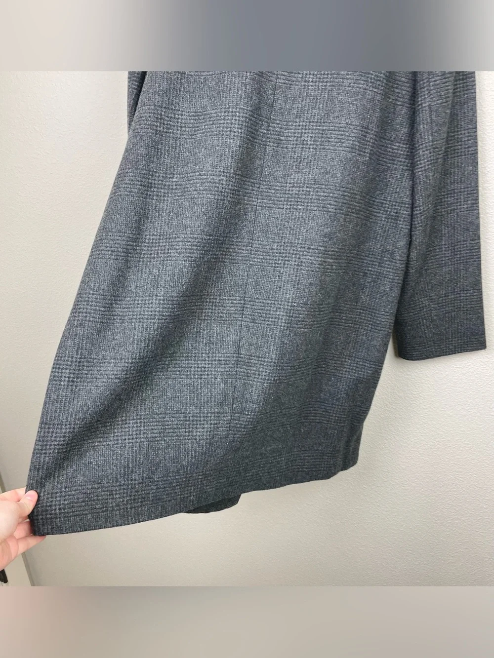 J.Crew Women's 10 Gray Plaid 100% Wool Blend Overcoat Highneck Posh Academia - Picture 16 of 16